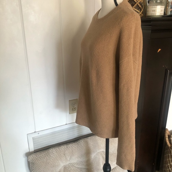 & Other Stories Camel Crewneck Sweater Sz M - Picture 3 of 6